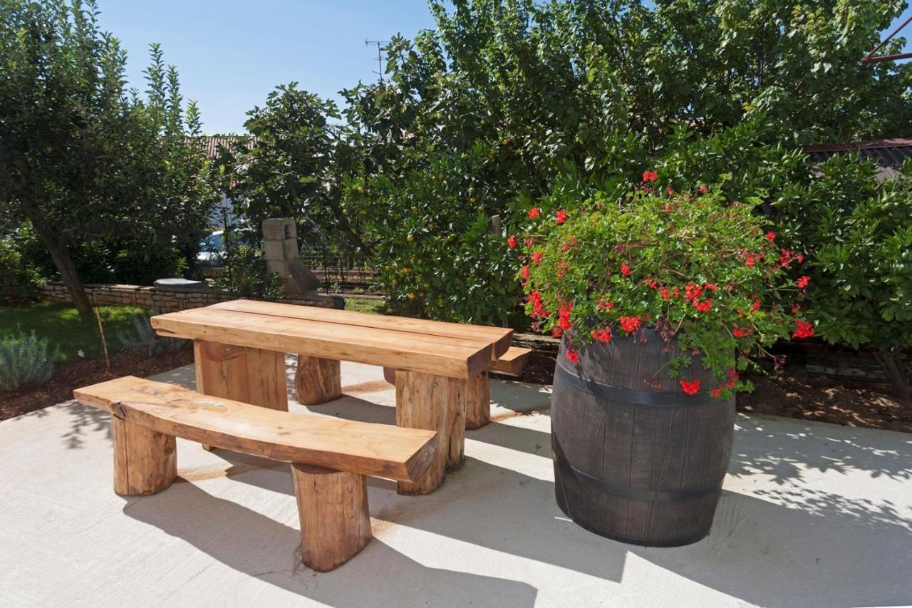 Apartments Beakovic Porec Bagian luar foto